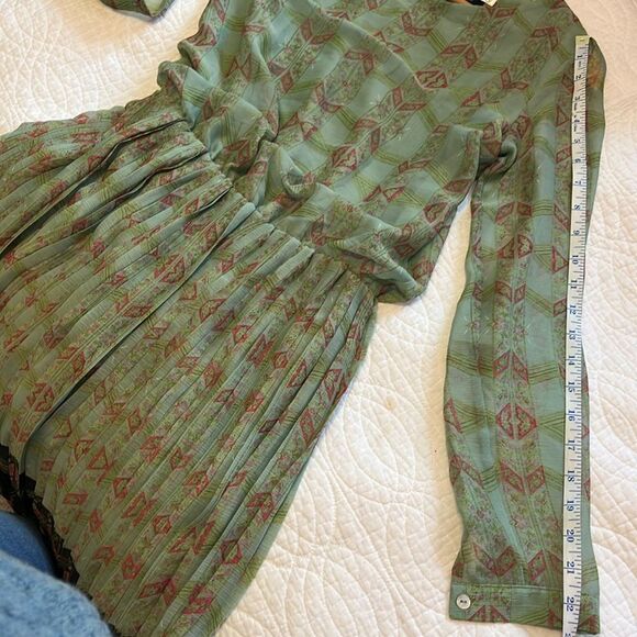 Anthropologie Lavand Minted Meadow Dress Pleated Semi Sheer Fairy Cottage Sz 4 - Picture 13 of 15